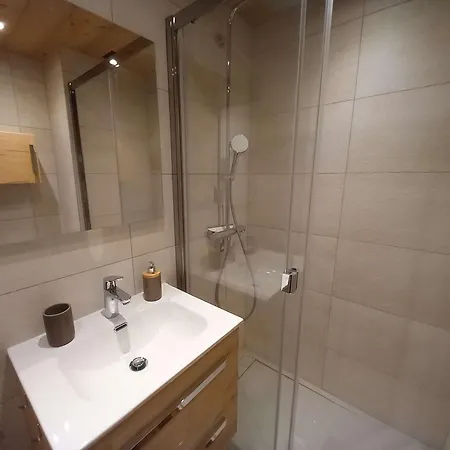 Apartment Studio 4 Pers, Centre Village, Proche Commerces Et Pistes, Tv Incluse - Fr-1-241-29
