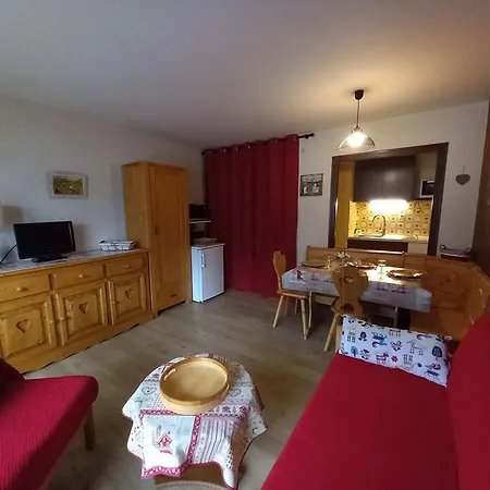 Studio 4 Pers, Centre Village, Proche Commerces Et Pistes, Tv Incluse - Fr-1-241-29 *