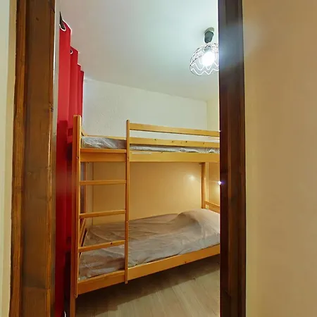 아파트 4 Pers, Centre Village, Proche Commerces Et Pistes, Tv Incluse - Fr-1-241-29 르그랑보르낭